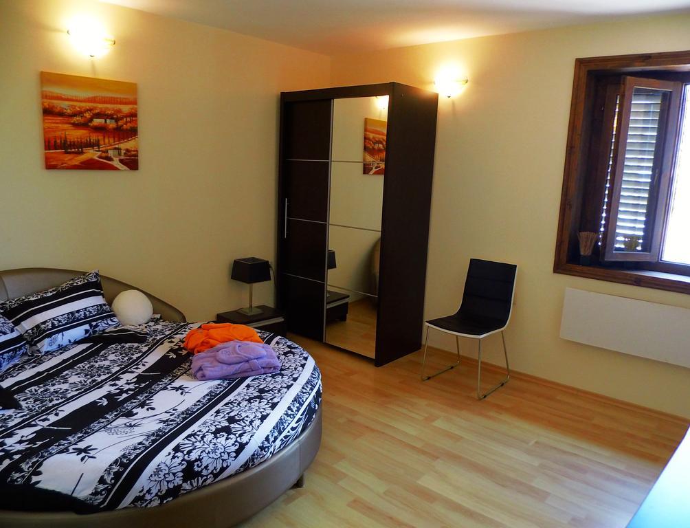 Villa Топола Стая снимка
