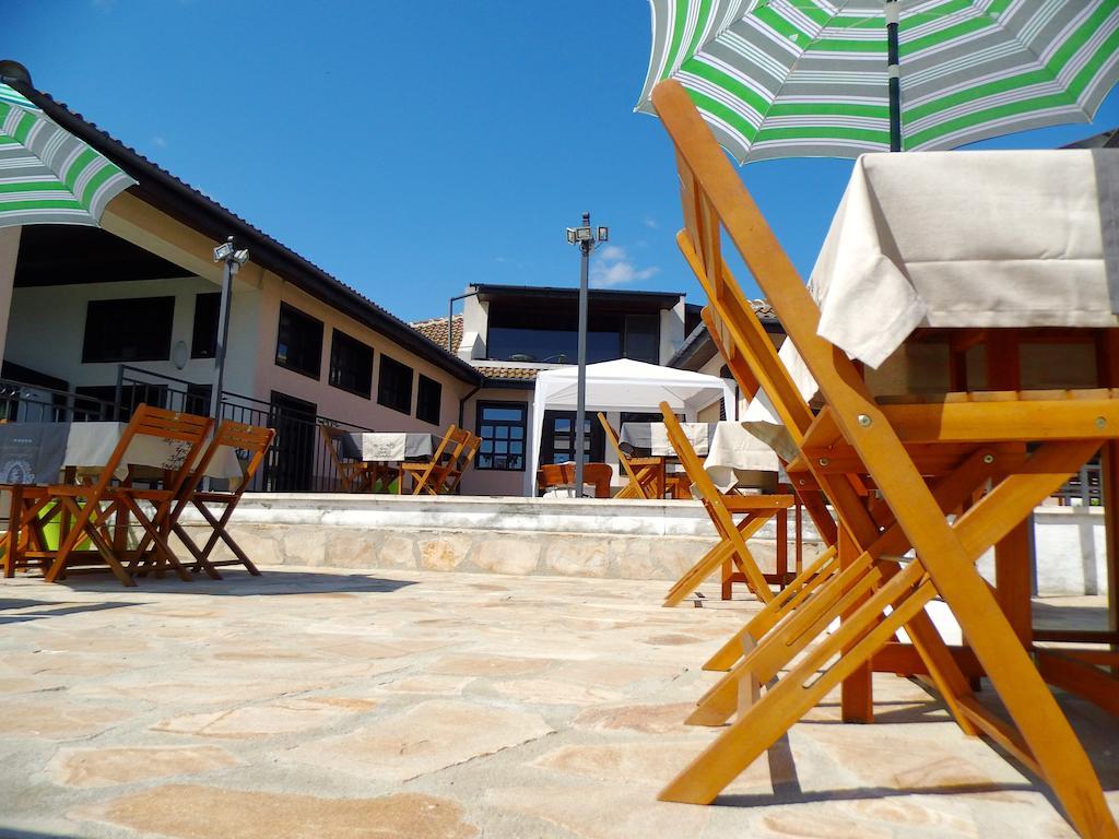 Villa Топола Екстериор снимка