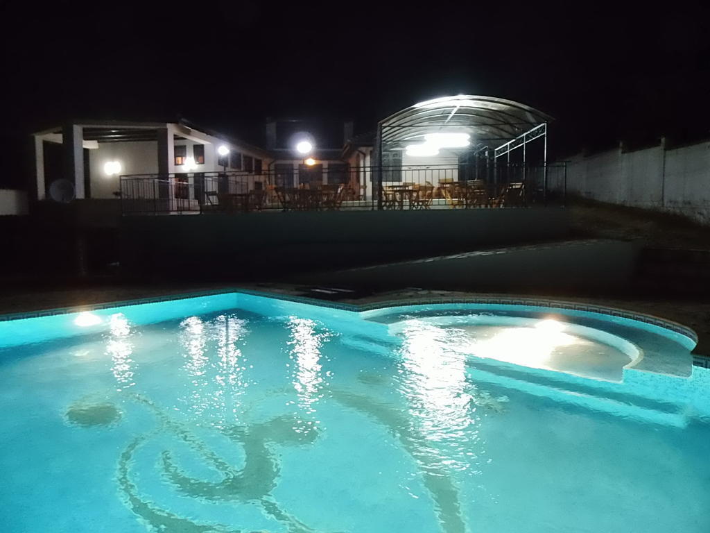 Villa Топола Екстериор снимка
